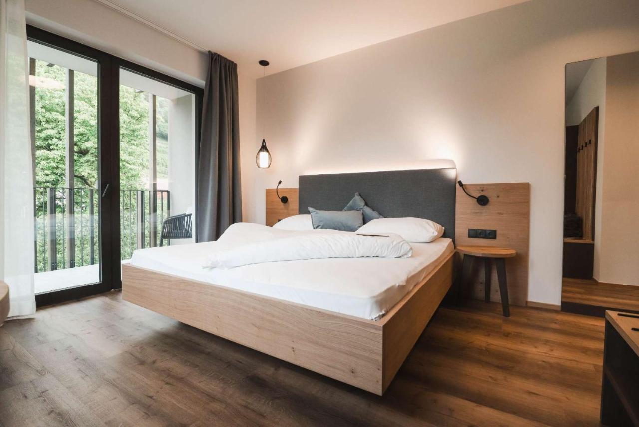 Guesthouse Karnatsch Парчинес Экстерьер фото