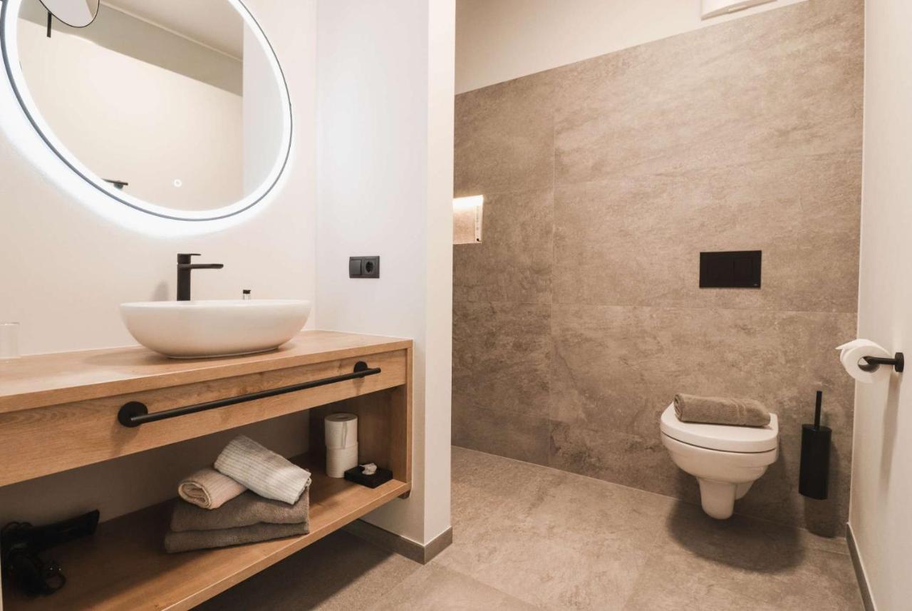 Guesthouse Karnatsch Парчинес Экстерьер фото