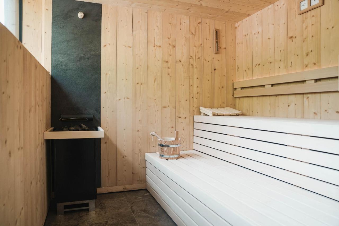 Guesthouse Karnatsch Парчинес Экстерьер фото